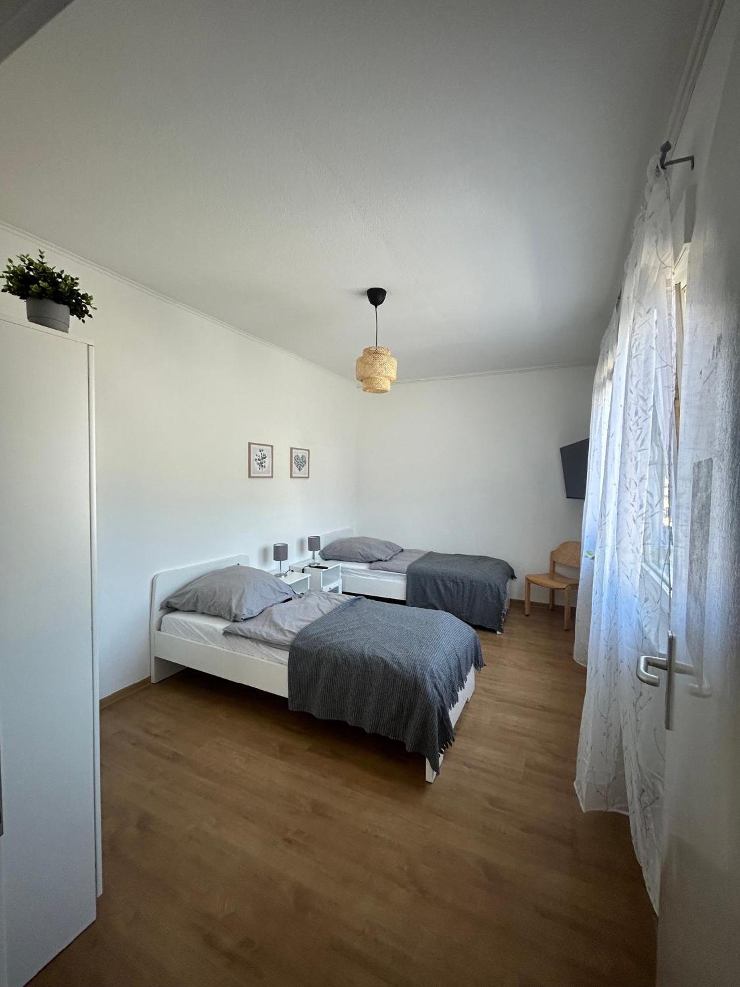 Gemuetliche Ferienwohnung - Voll Ausgestattet, Zentral Aber Ruhig ! Wuppertal Luaran gambar