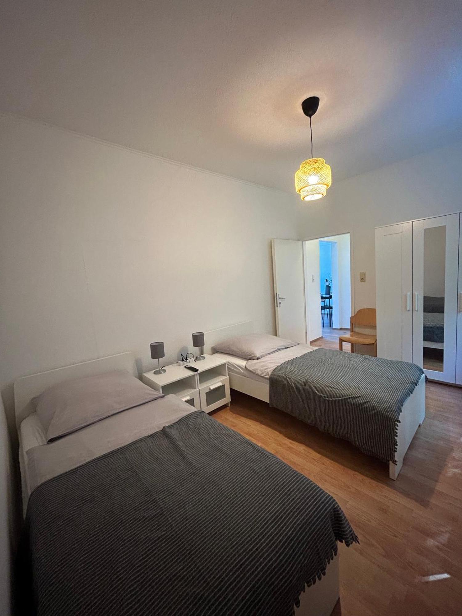 Gemuetliche Ferienwohnung - Voll Ausgestattet, Zentral Aber Ruhig ! Wuppertal Luaran gambar